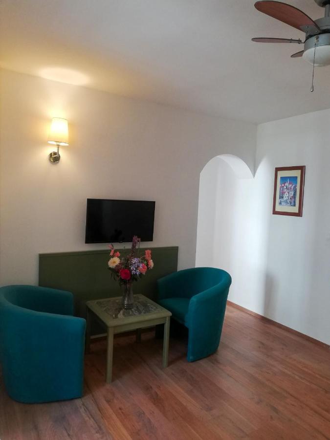 Apartmani Mistral Makarska Chambre photo